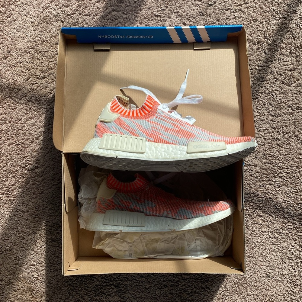 ADIDAS NMD R1 - Picture 4 of 5